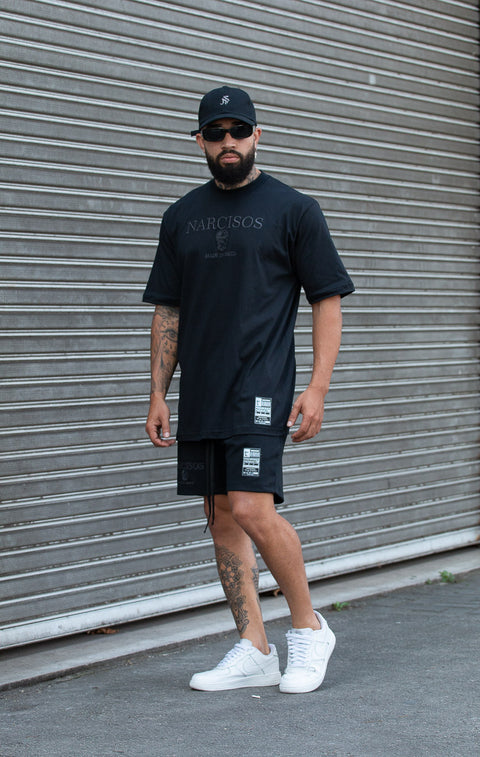 CONJUNTO CAMISA OVERSIZED BORDADO E SHORTS PRETO