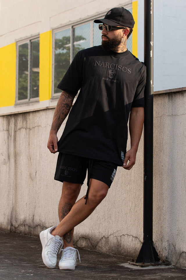 CONJUNTO CAMISA OVERSIZED BORDADO E SHORTS PRETO